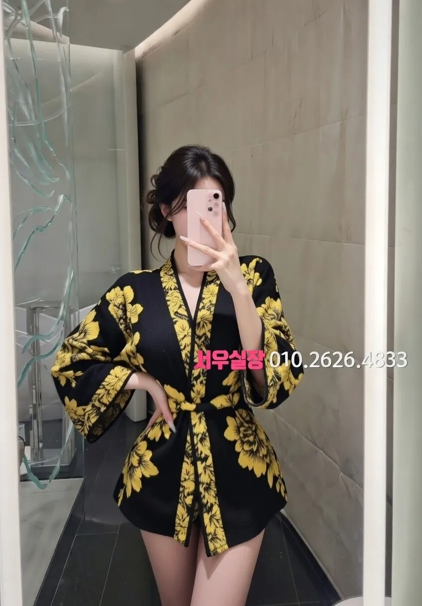 개화 란제리룸 프리미엄 라인업 3번 프로필